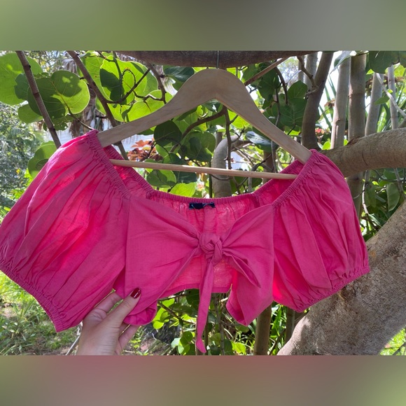 shore brand puffed sleeve top - Picture 4 of 7